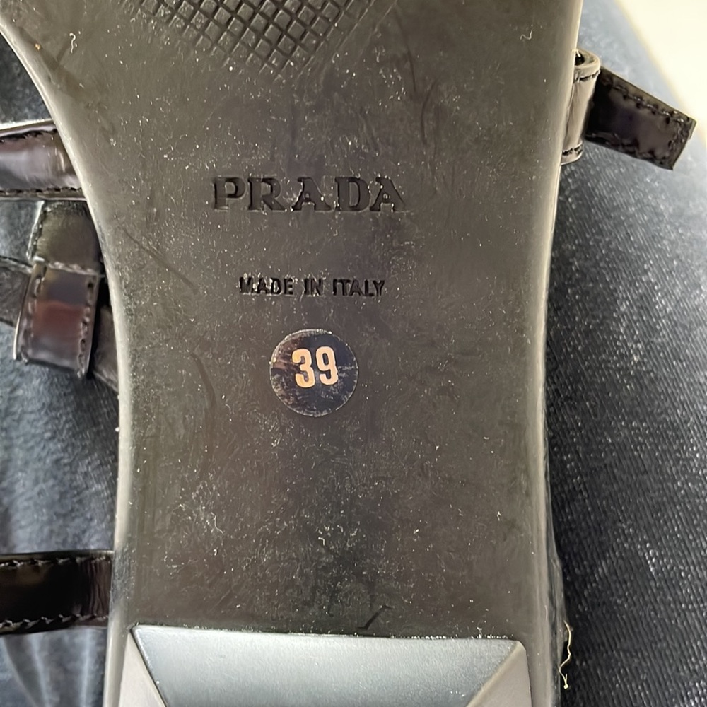 PRADA black strappy sandal. Size 39 - Picture 8 of 11